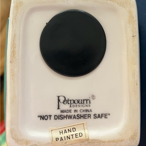 Potpourri designs Ceramic birdhouse - Picture 2 of 5